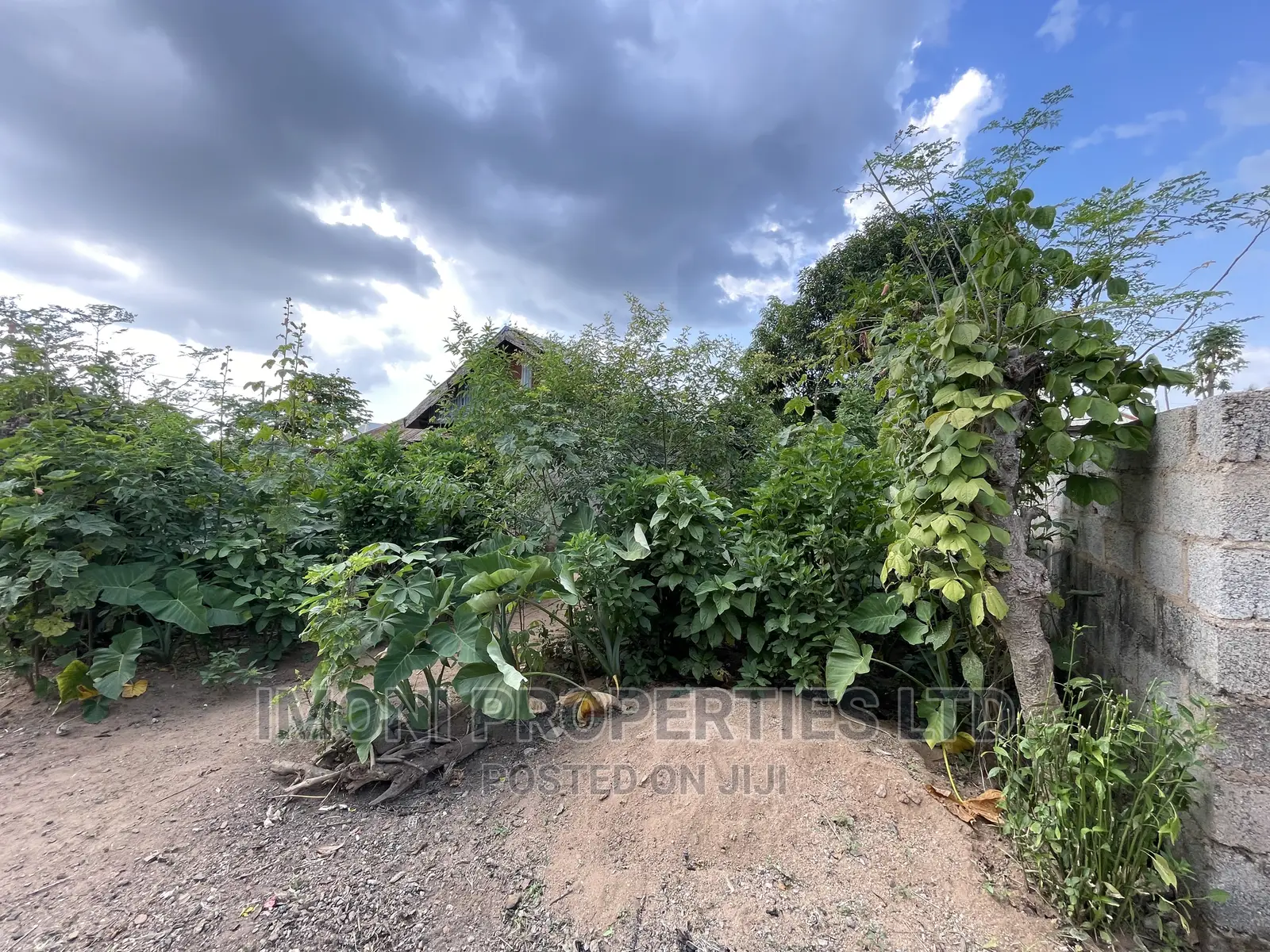 50/50 Plot of Land for Sale Duts Obasajo Rd in Dutse-Alhaji