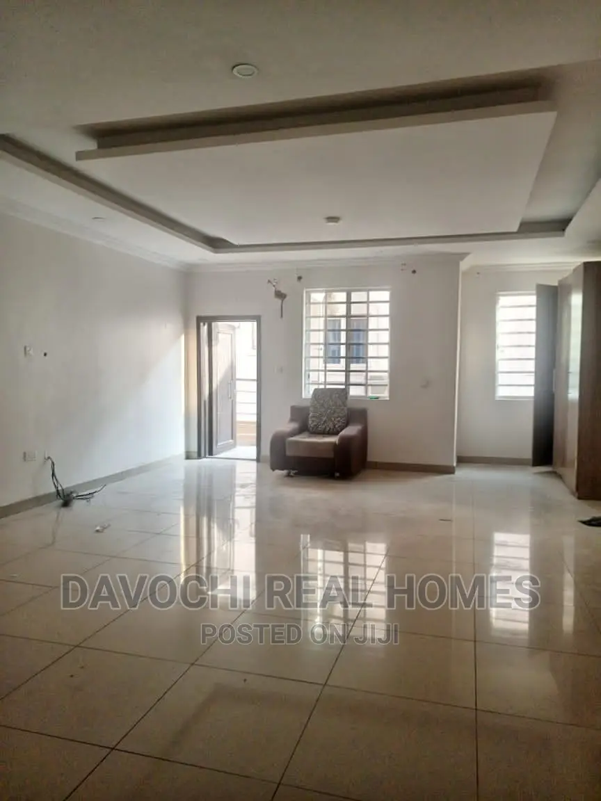 3bdrm Apartment in Osapa London Estate, Lekki for rent in Lekki