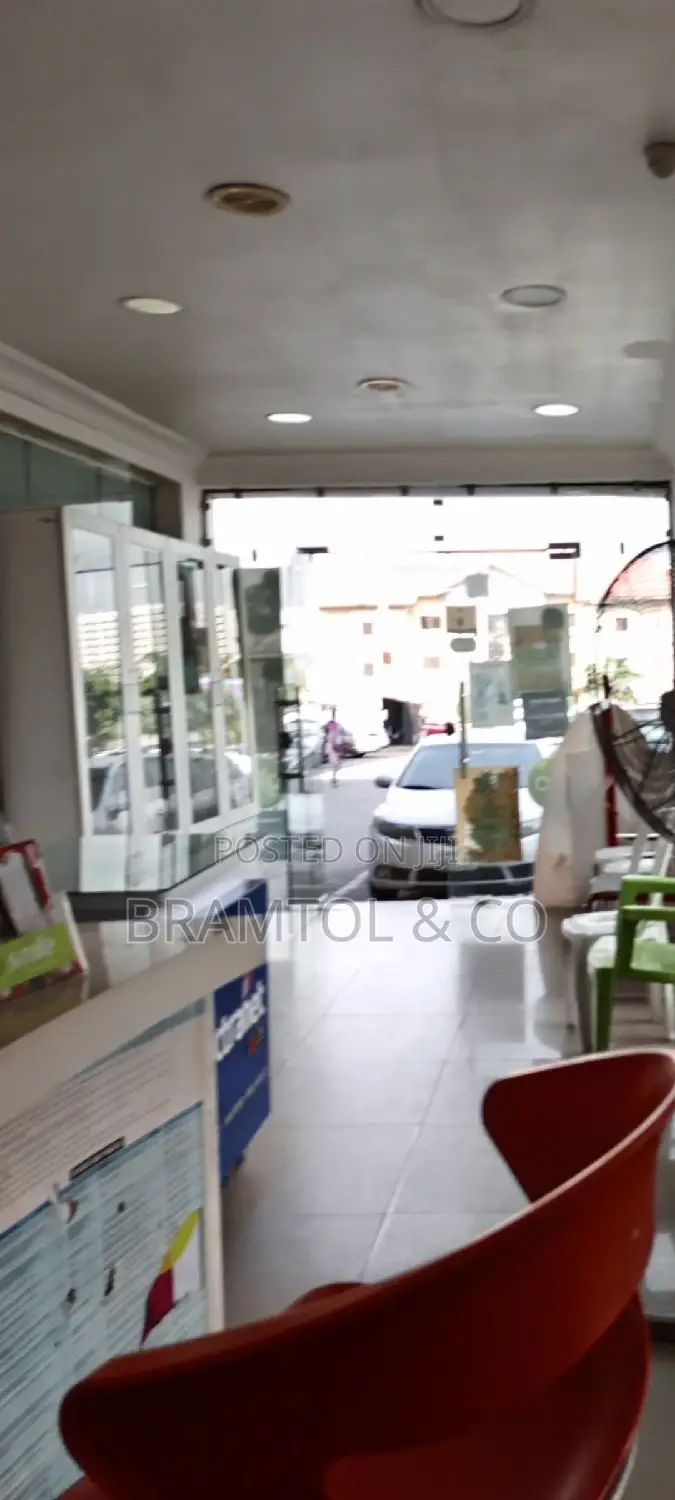 65sqm Shop on Ground Floor in Wuse 2 in Wuse 2