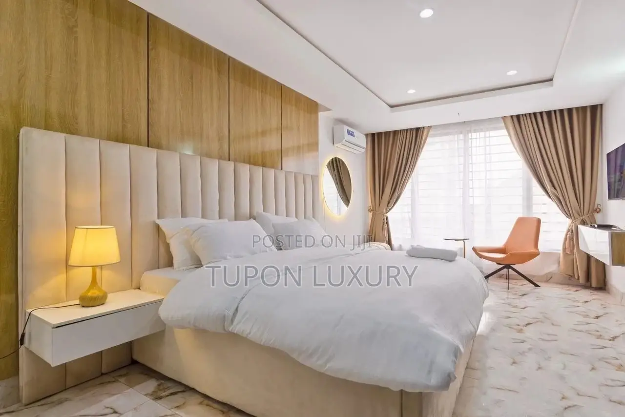 Tastefully Furnished 3 Bedroom With Snooker Ps4 Pro in Lekki Phase 1