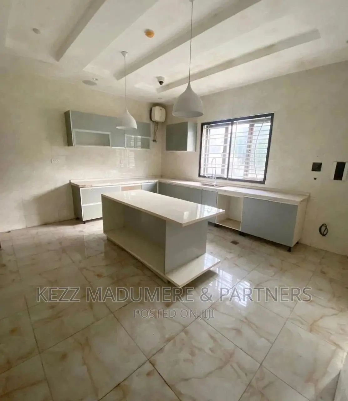 8bdrm Duplex in Asokoro Extension, for sale in Asokoro