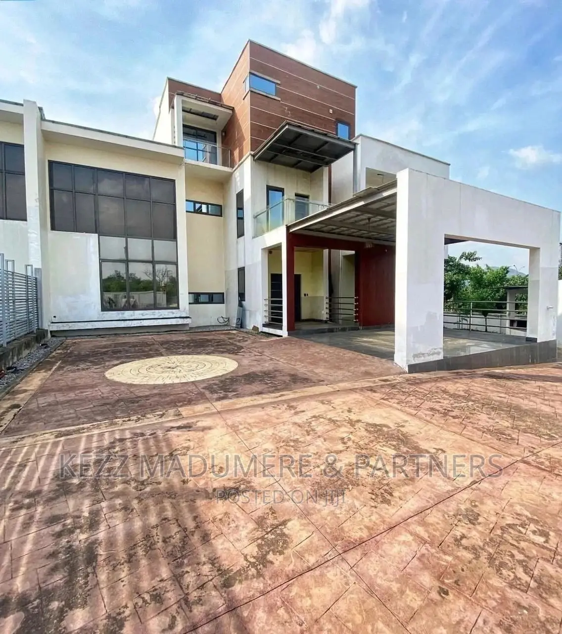 8bdrm Duplex in Asokoro Extension, for sale in Asokoro