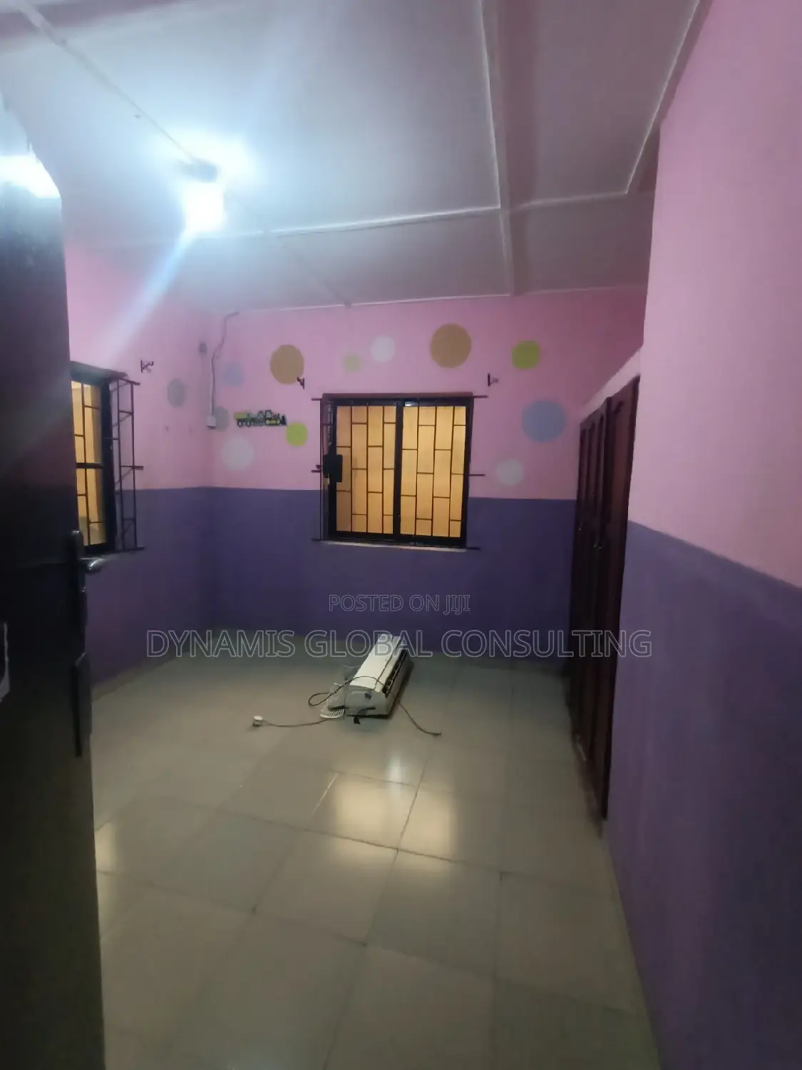 Furnished 2bdrm Bungalow in Olufemi Ojo Close, Omole Phase 2 for rent in Omole Phase 2