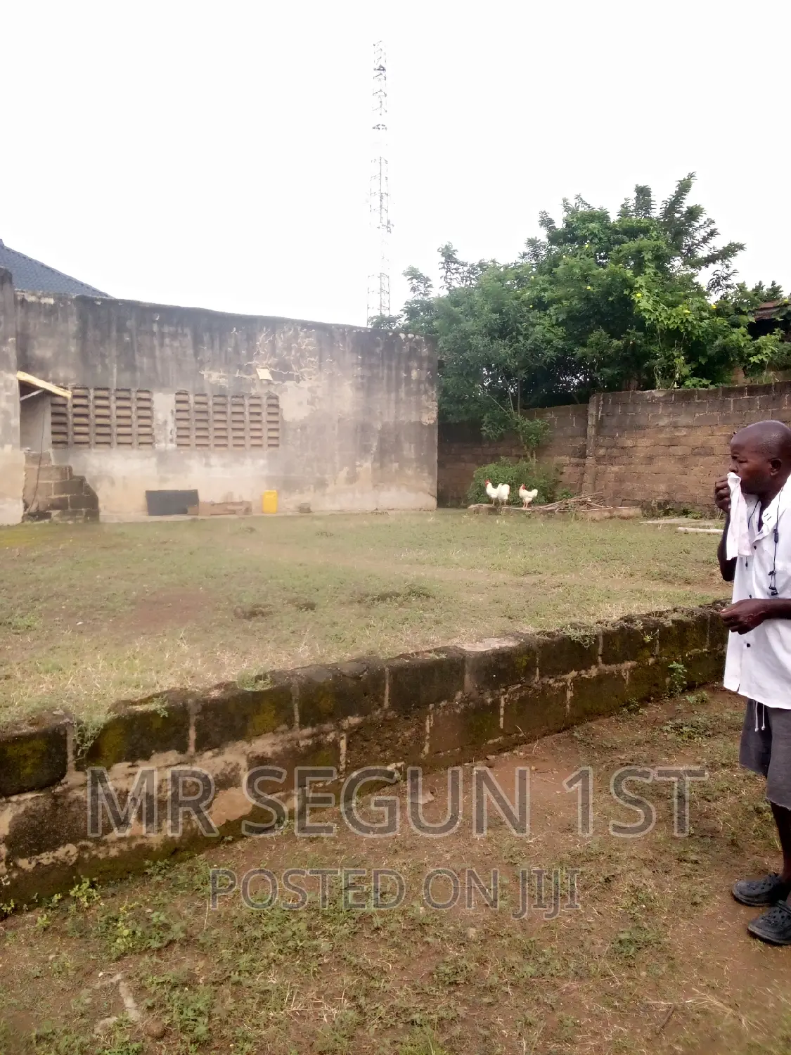 3bdrm Bungalow in Treasure Estate Off for sale in Akala Express