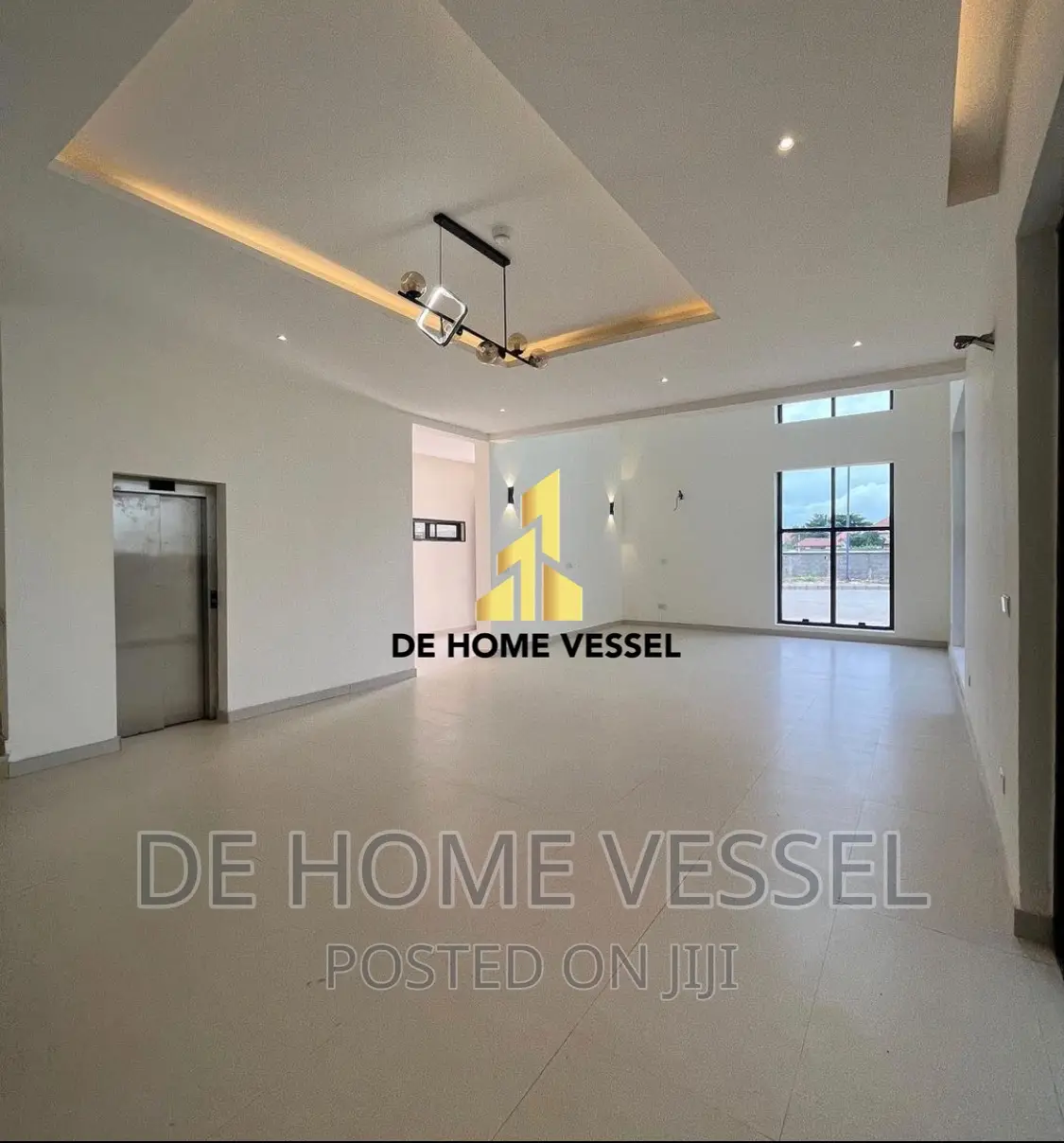 5bdrm Duplex in Ikate for sale in Ikate
