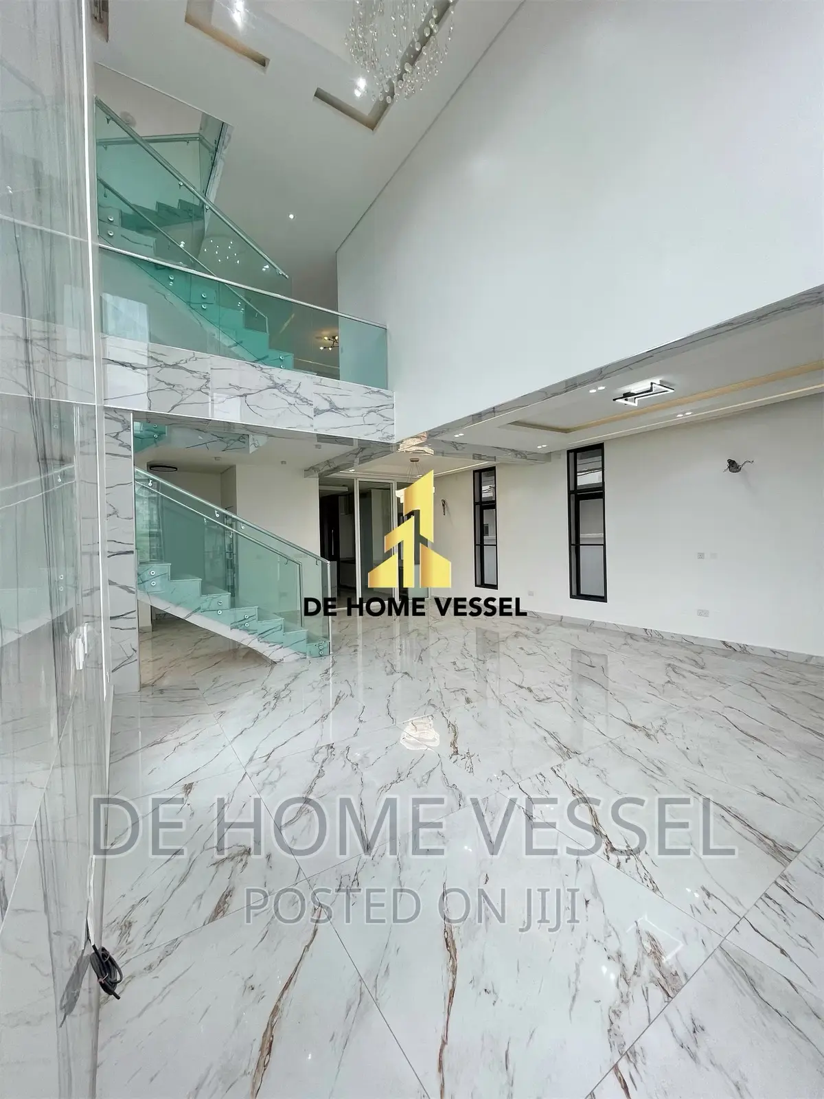5bdrm Duplex in Osapa london for sale in Osapa london