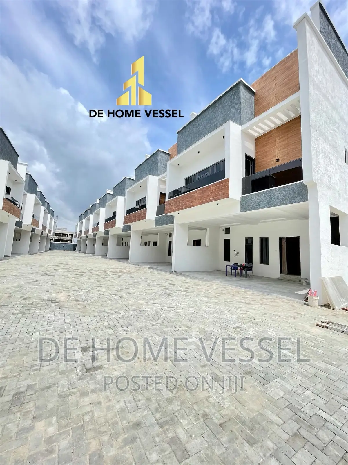 4bdrm Townhouse/Terrace in Ikate for sale in Ikate