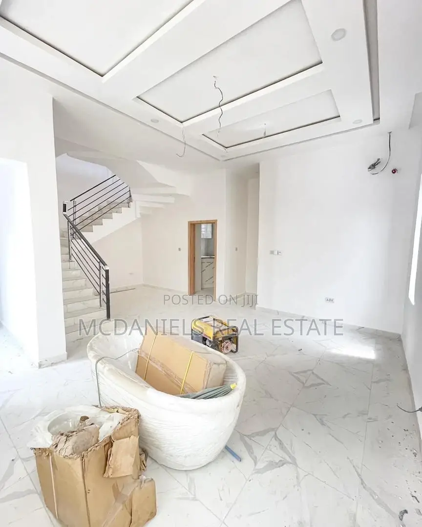4bdrm House in Ikota for sale in Ikota