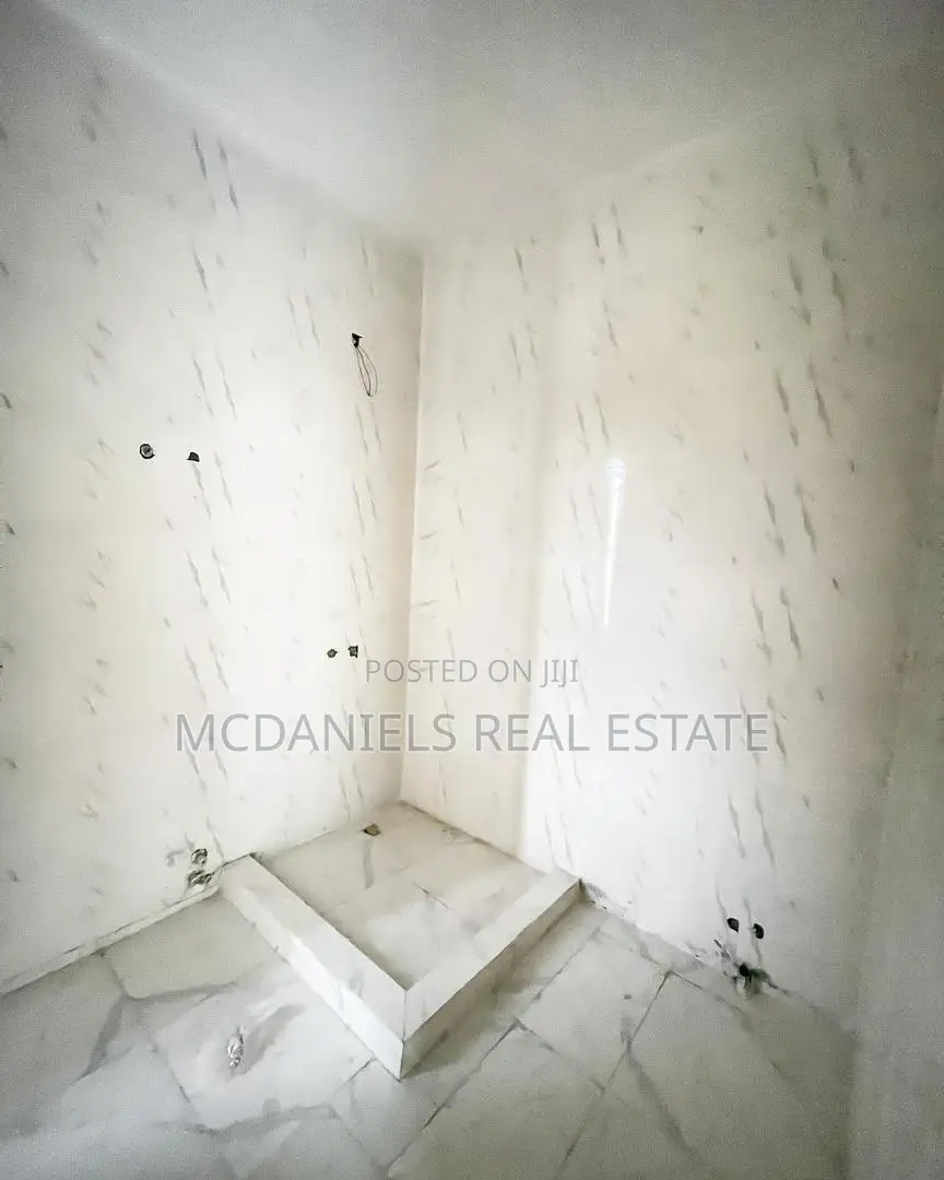4bdrm House in Ikota for sale in Ikota