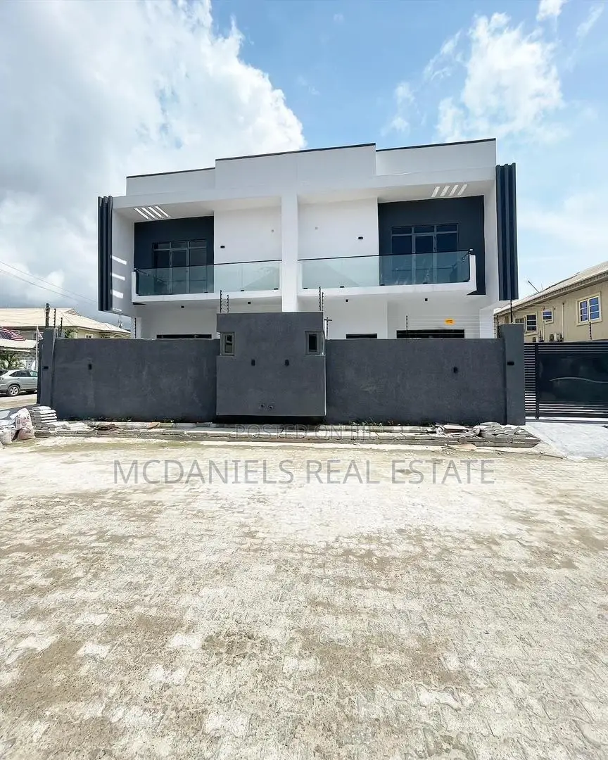 4bdrm House in Ikota for sale in Ikota