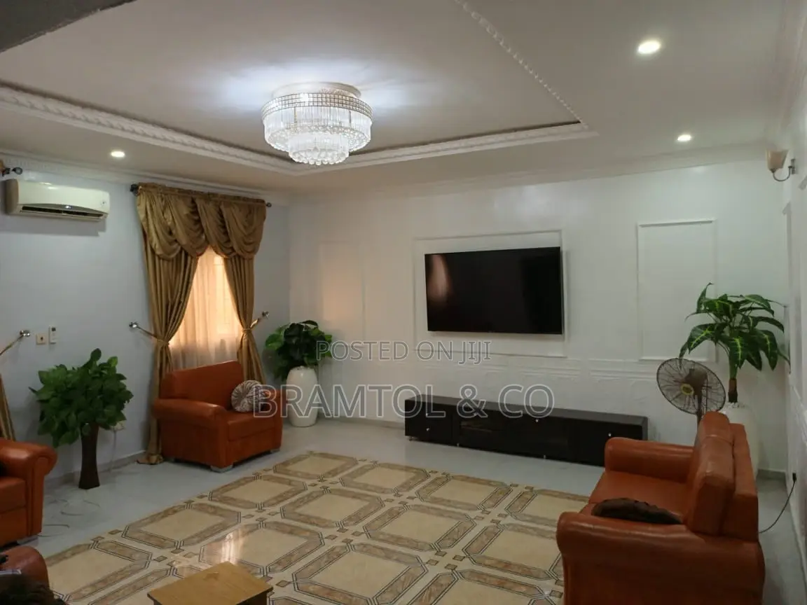 Furnished 4bdrm Townhouse / Terrace in Idu for rent in Idu
