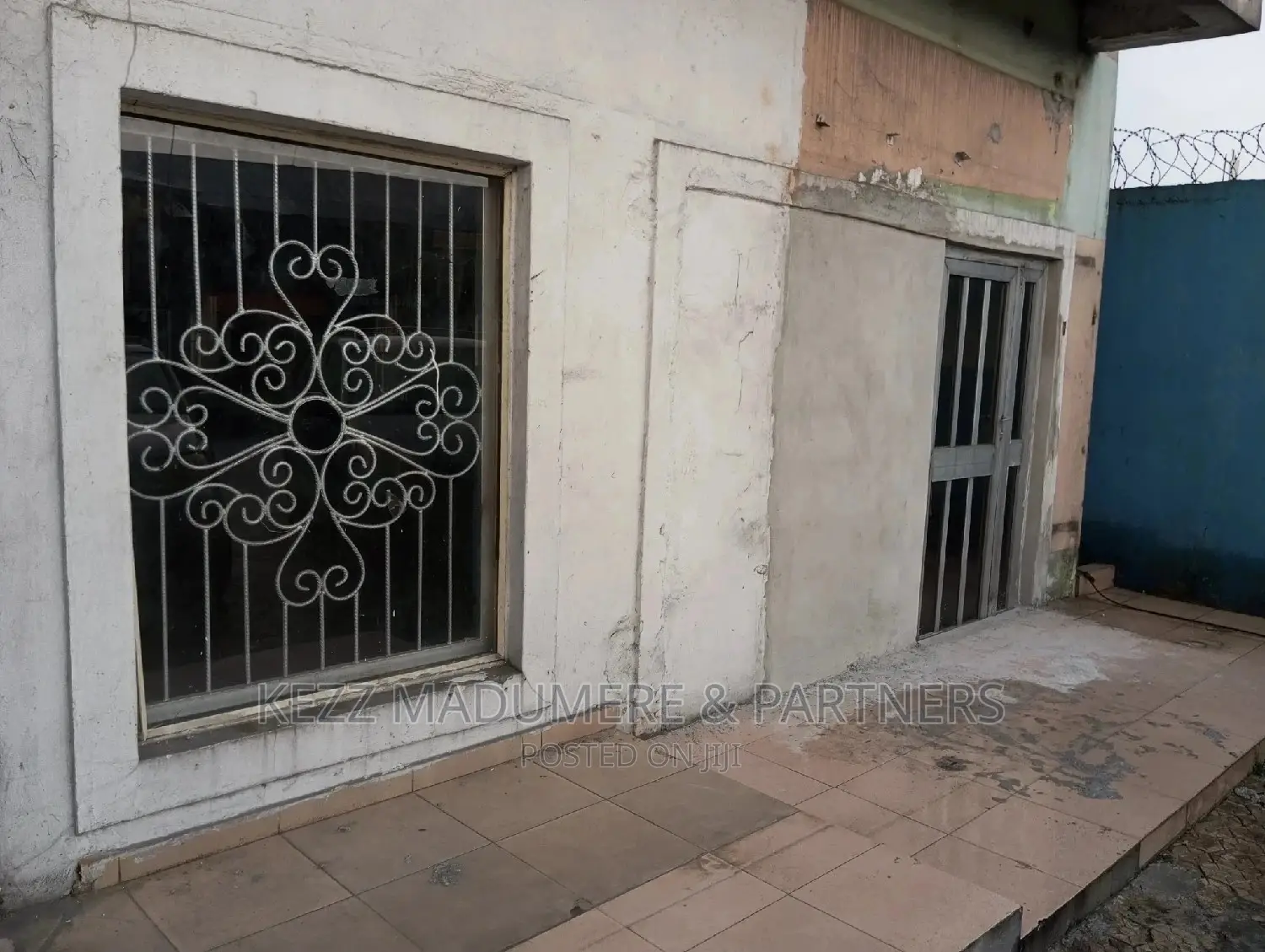 For Sale: 3 Shops on Woji Major Road in Port-Harcourt
