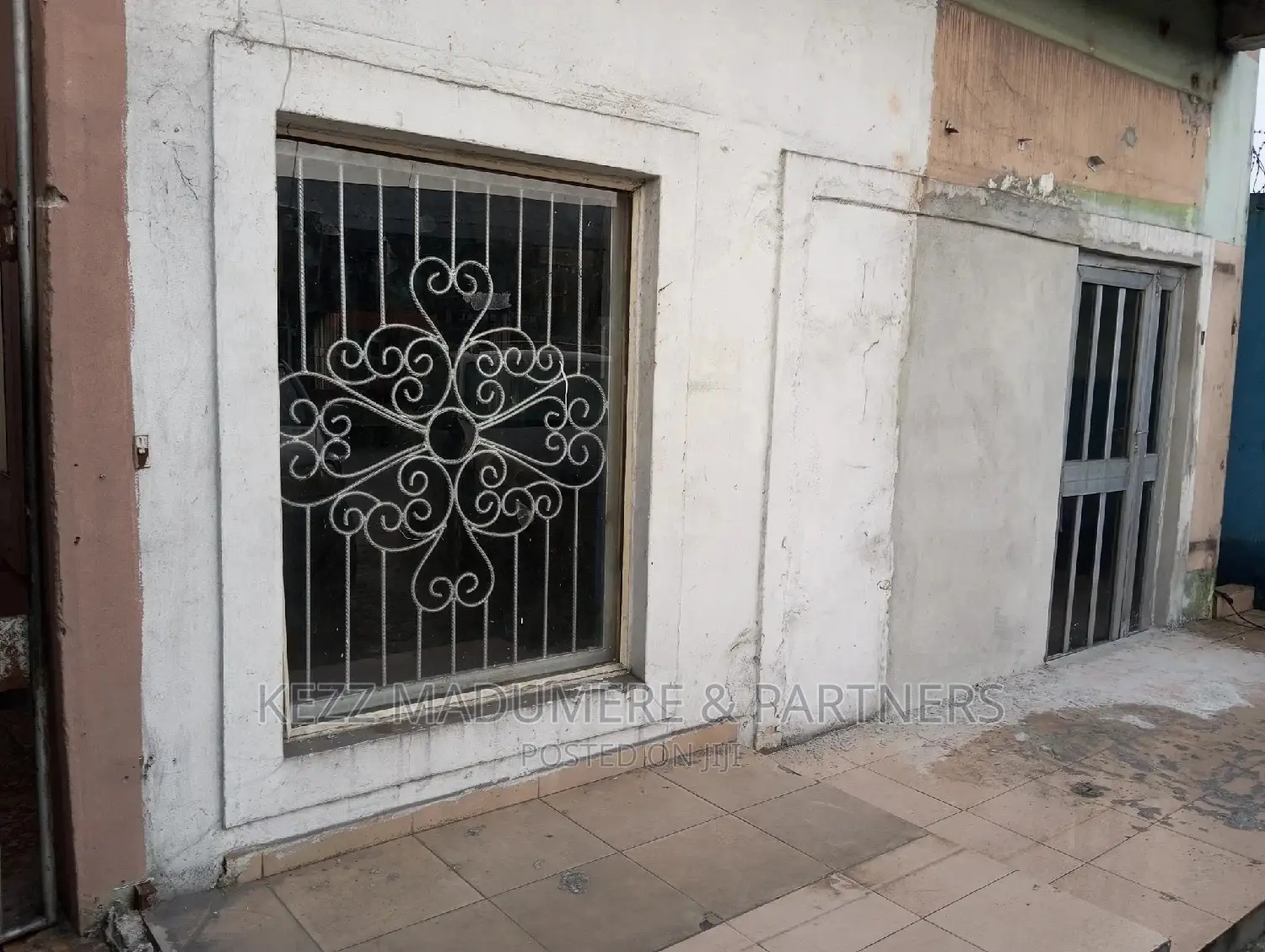 For Sale: 3 Shops on Woji Major Road in Port-Harcourt
