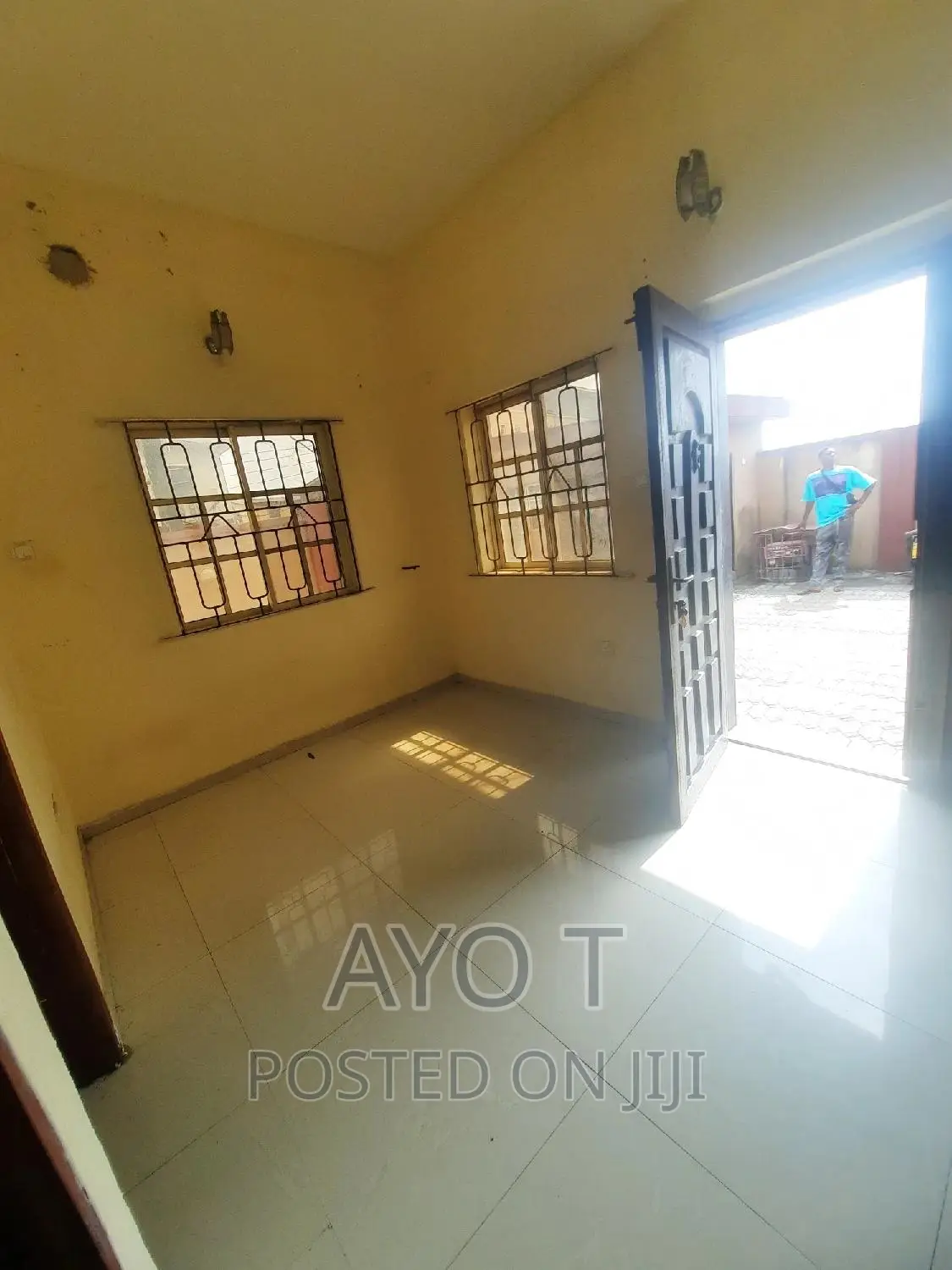 Furnished Mini Flat in Ilaje Bariga for rent in Bariga / Shomolu