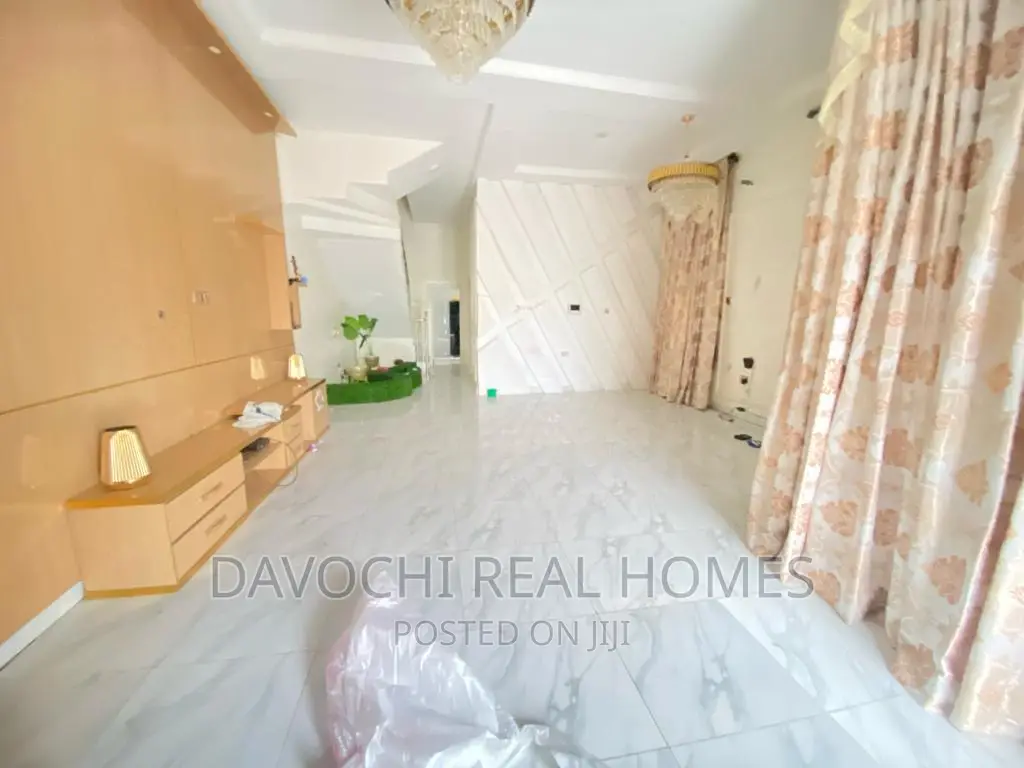 4bdrm Duplex in Chevron Drive, Lekki for rent in Lekki