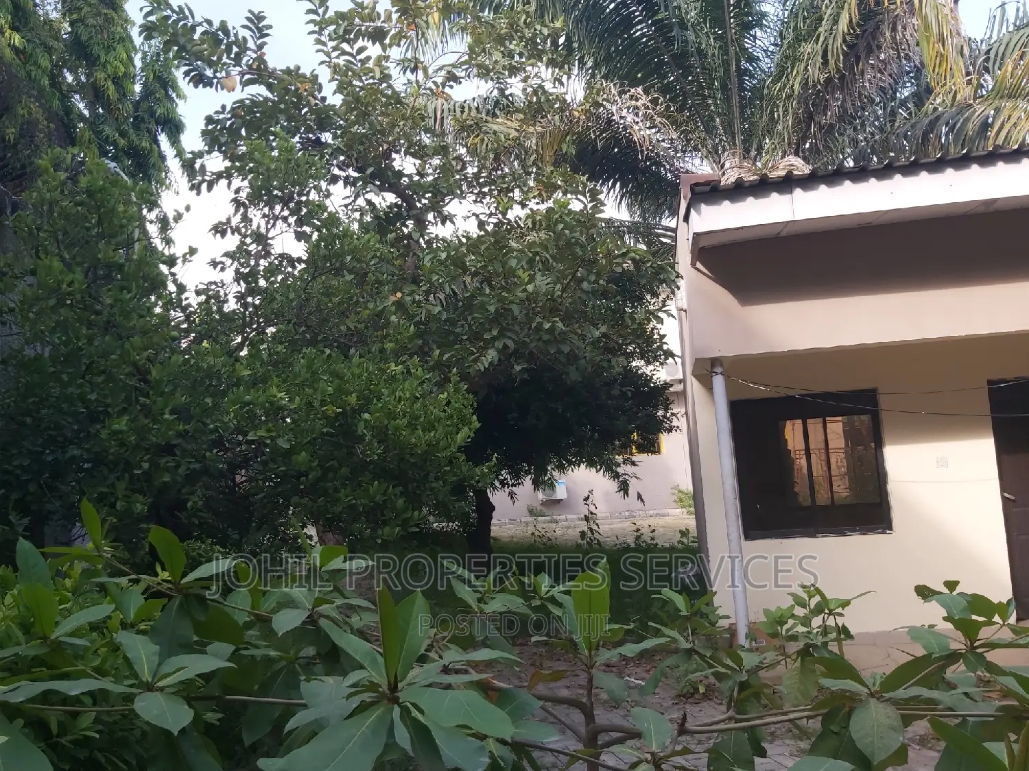 5bdrm Duplex in Maitama for sale in Maitama