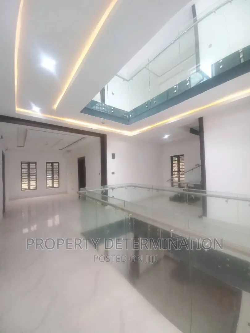 6bdrm Duplex in Magodo Shangisha Gra for rent in GRA Phase 2 Shangisha