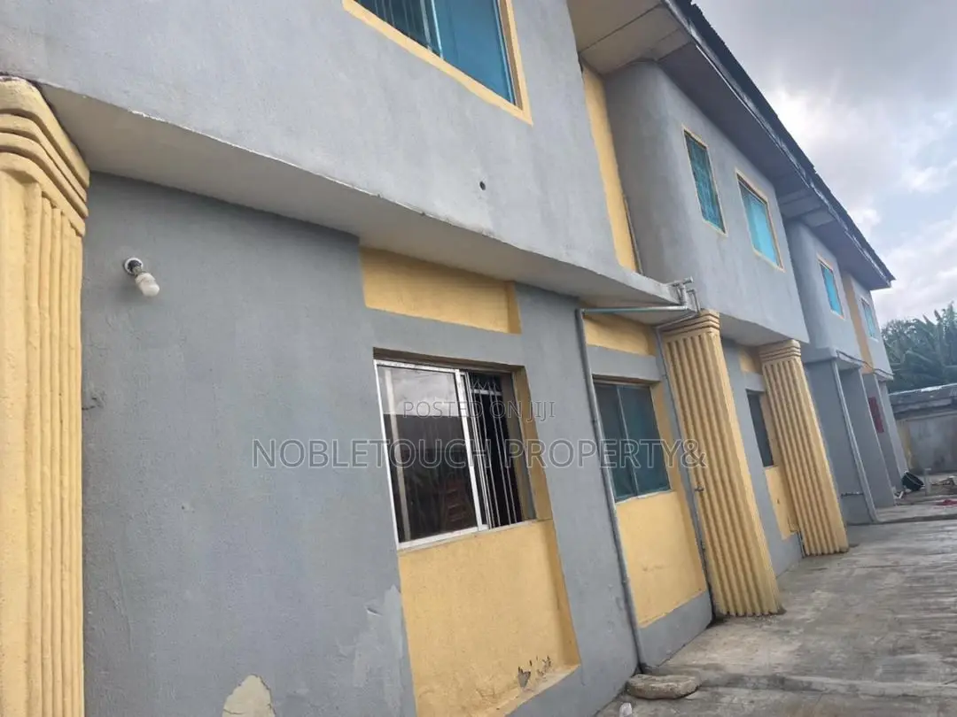 3bdrm Block of Flats in Alaba International for sale in Alaba