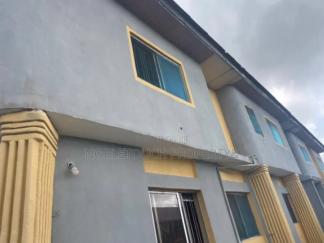 3bdrm Block of Flats in Alaba International for sale in Alaba