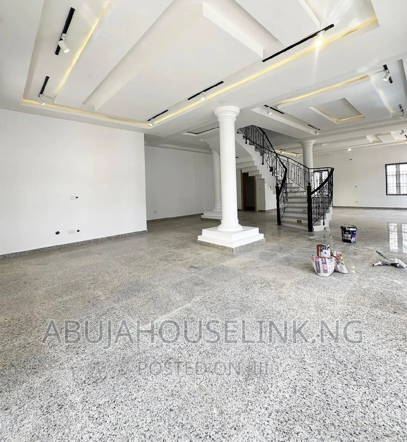 6bdrm Duplex in Guzape Abuja for sale in Guzape District