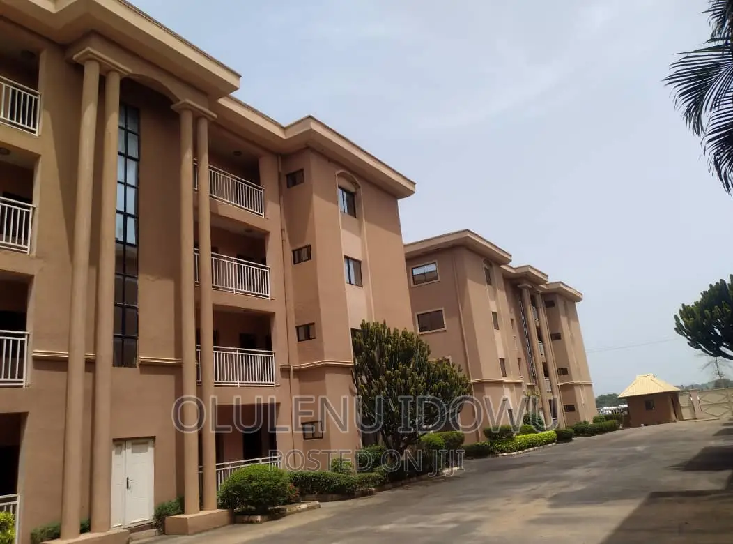 Furnished 3bdrm Block of Flats in Alimosho for sale in Alimosho