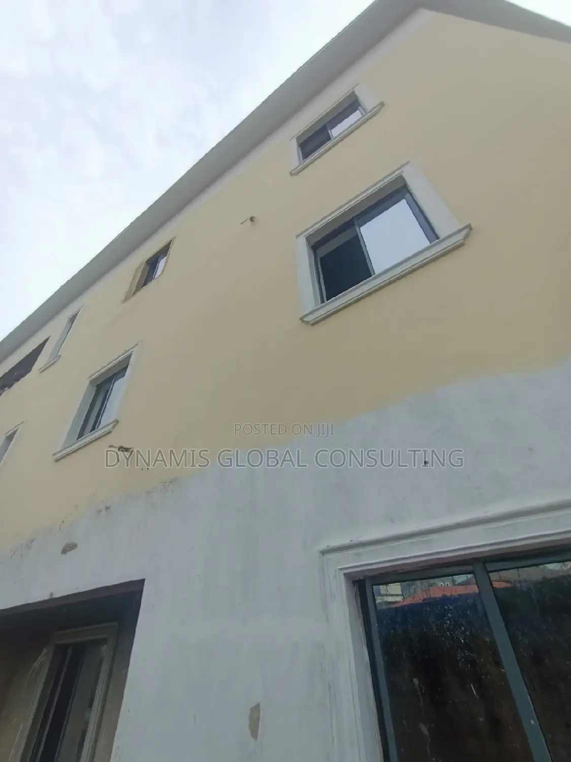 Furnished 3bdrm Block of Flats in Magodo Phase2 Gra, for sale in GRA Phase 2 Shangisha