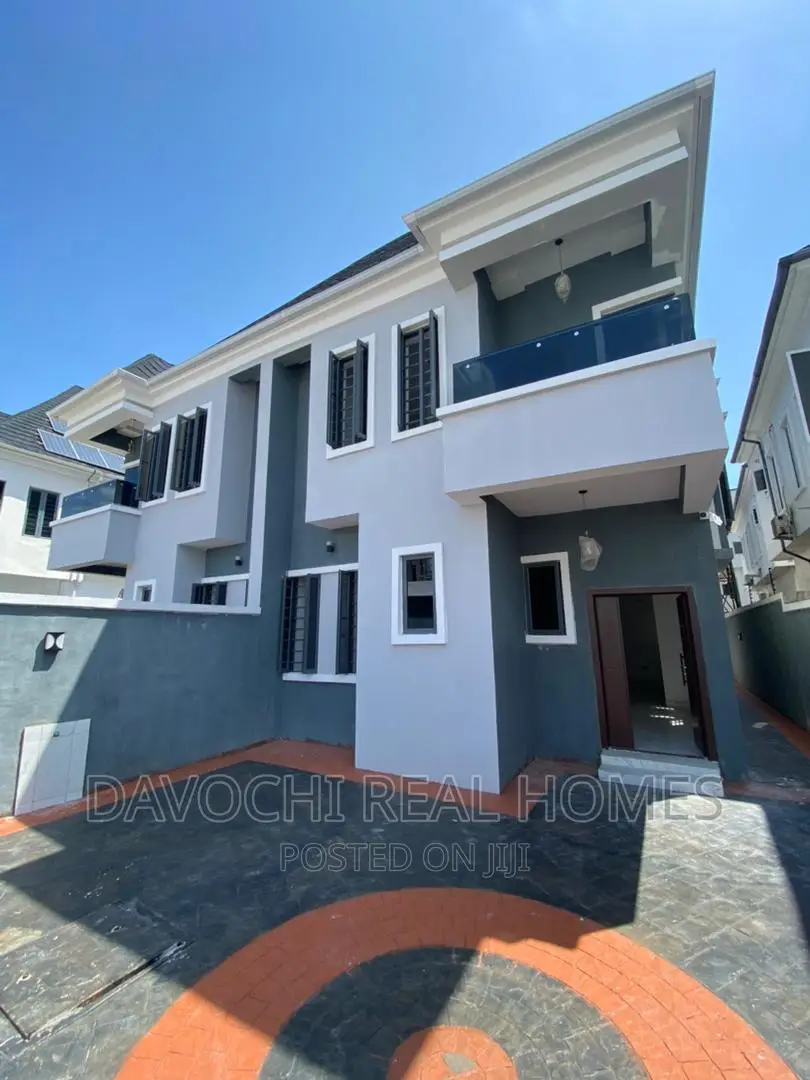 4bdrm Duplex in Orchid Road, Lekki for sale in Lekki