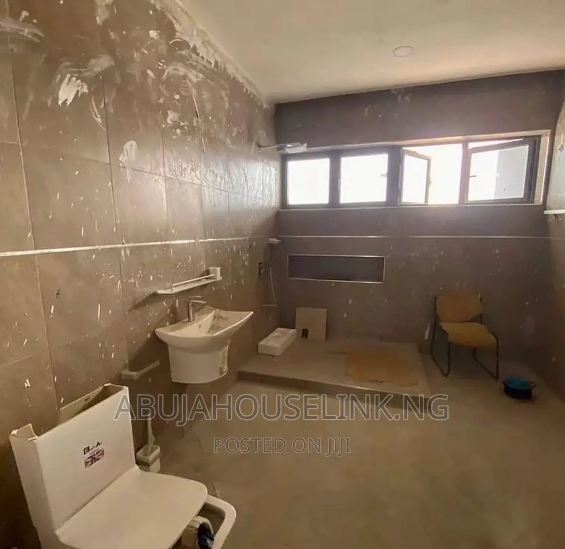 5bdrm Mansion in Wuye Abuja for sale in Wuye