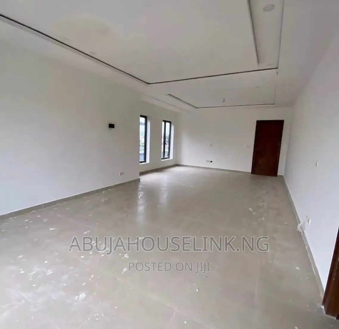 5bdrm Mansion in Wuye Abuja for sale in Wuye