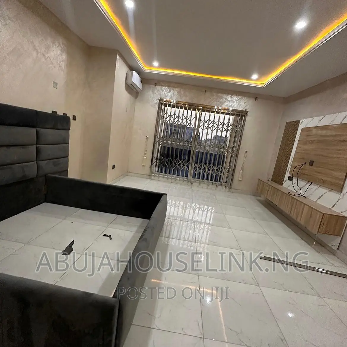 Furnished 4bdrm Duplex in Guzape Abuja for sale in Guzape District