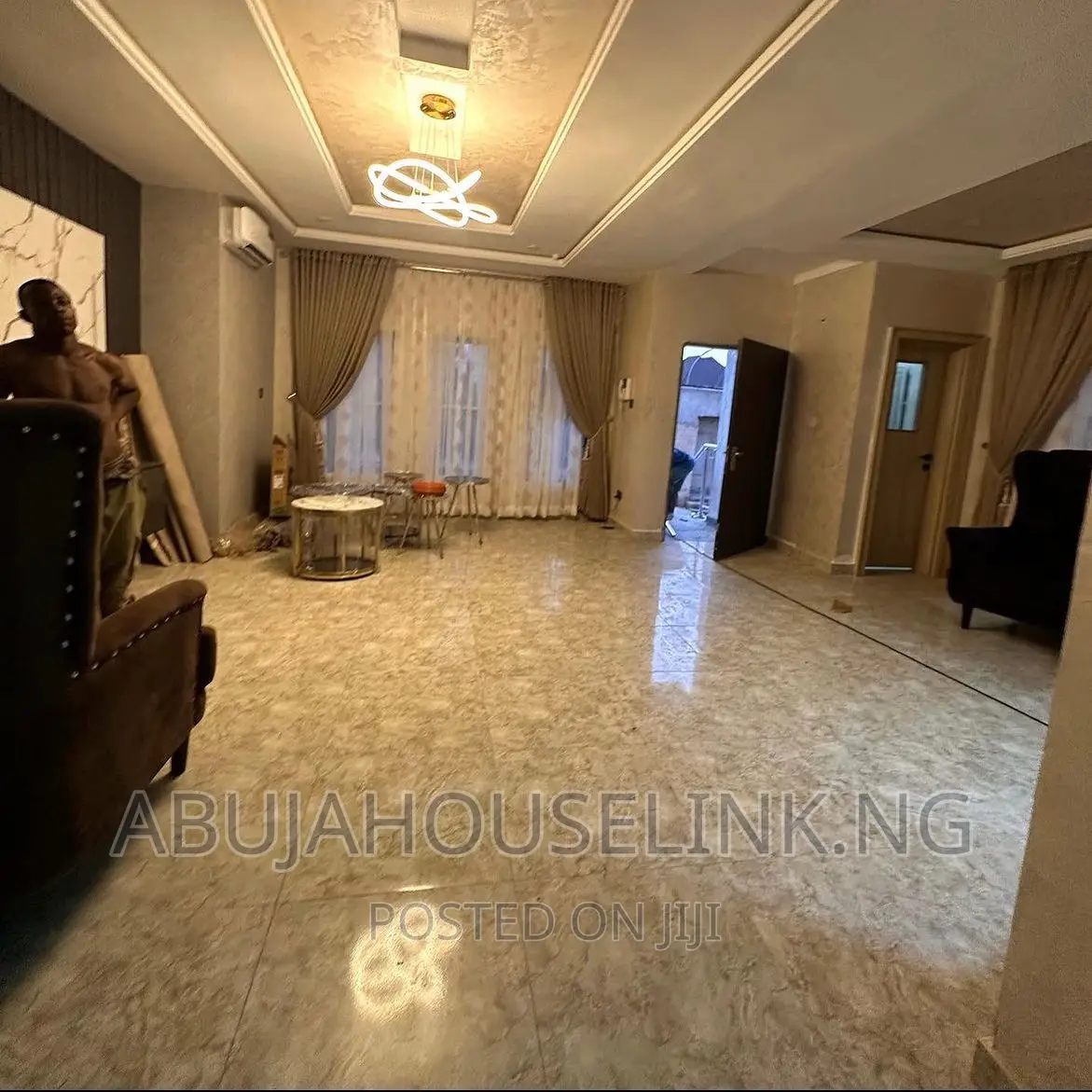 Furnished 4bdrm Duplex in Guzape Abuja for sale in Guzape District