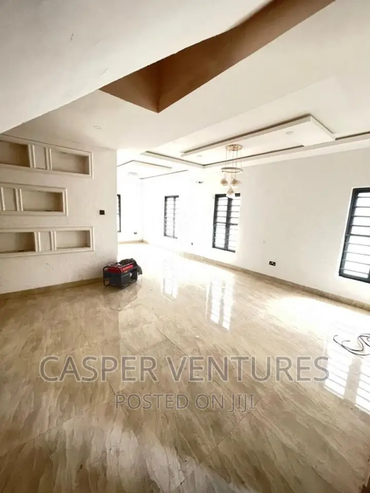 1bdrm Shared Apartment in Ikate for rent in Ikate