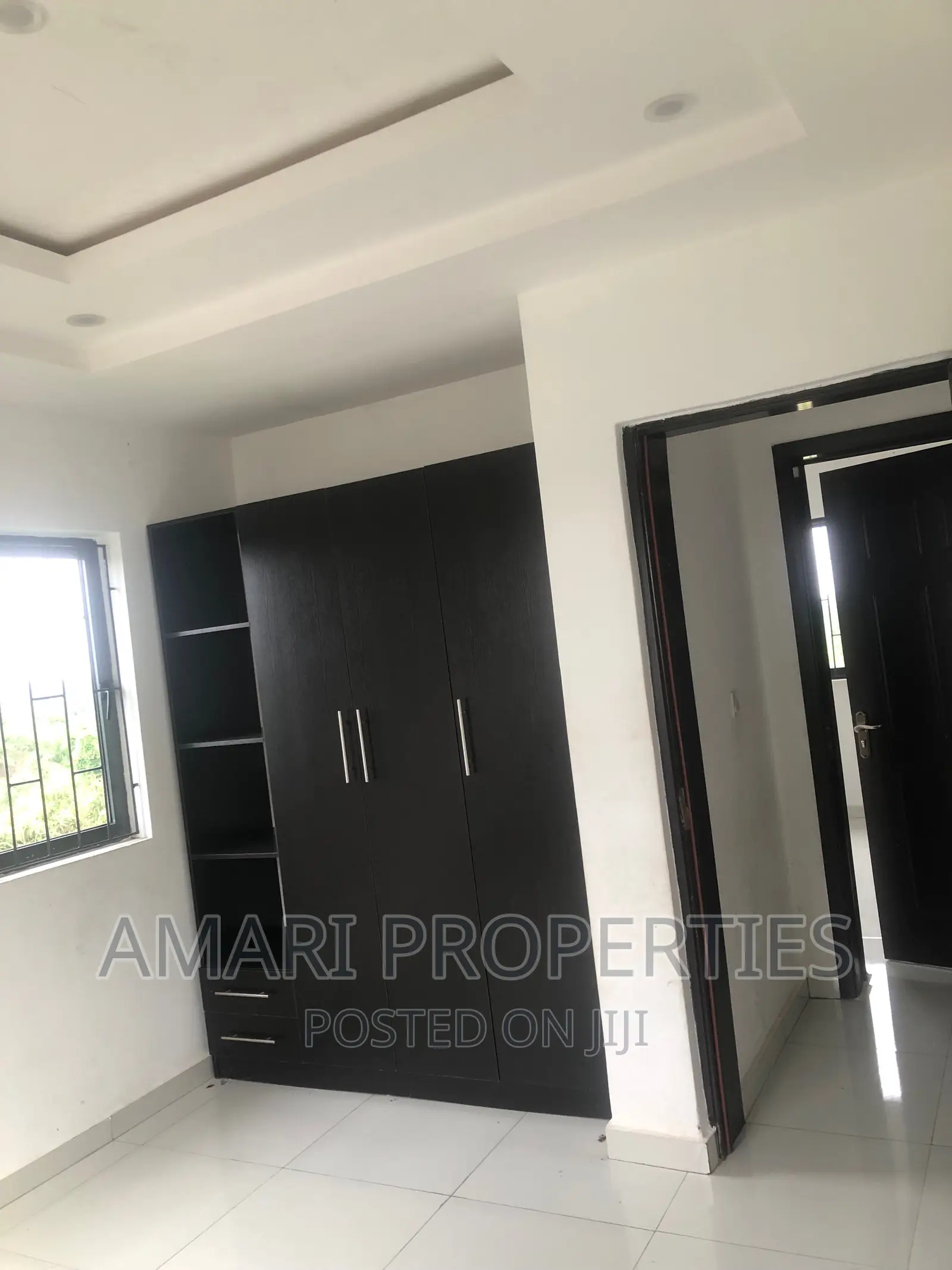 2bdrm Block of Flats in Fara Park 2, Ajah for rent in Ajah