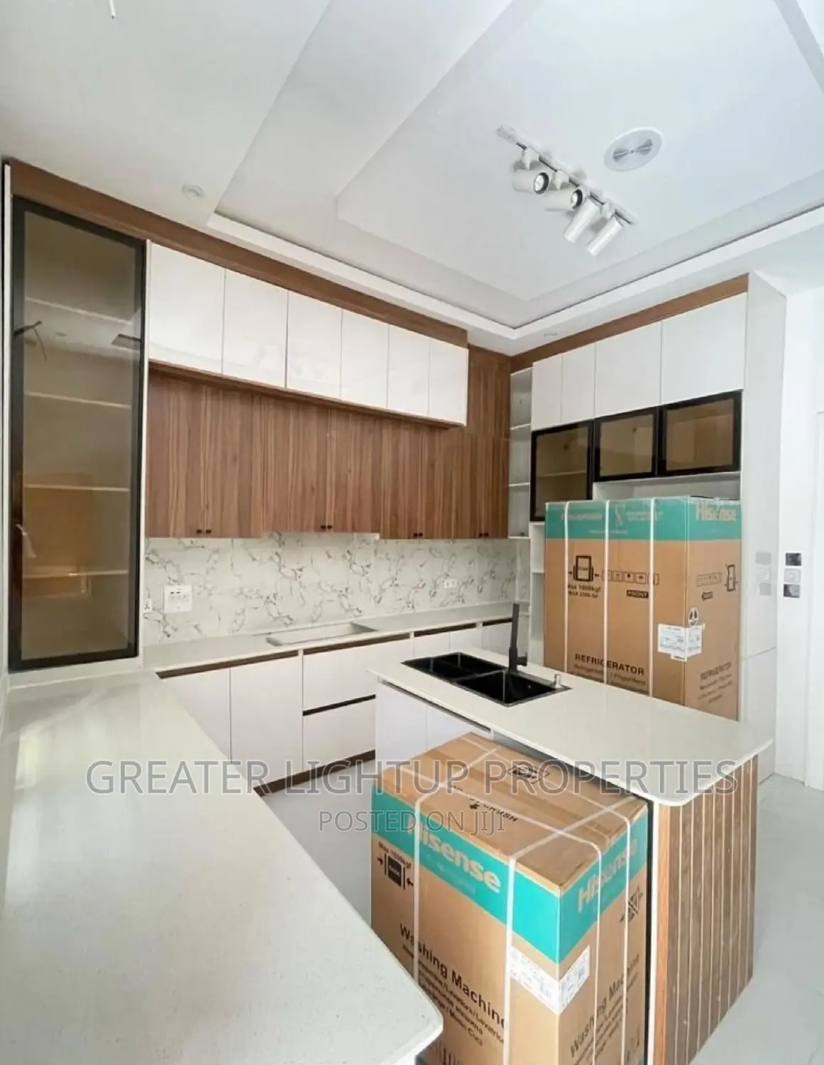 Furnished 4bdrm Apartment in Favourite Estate, Ajah for sale in Ajah