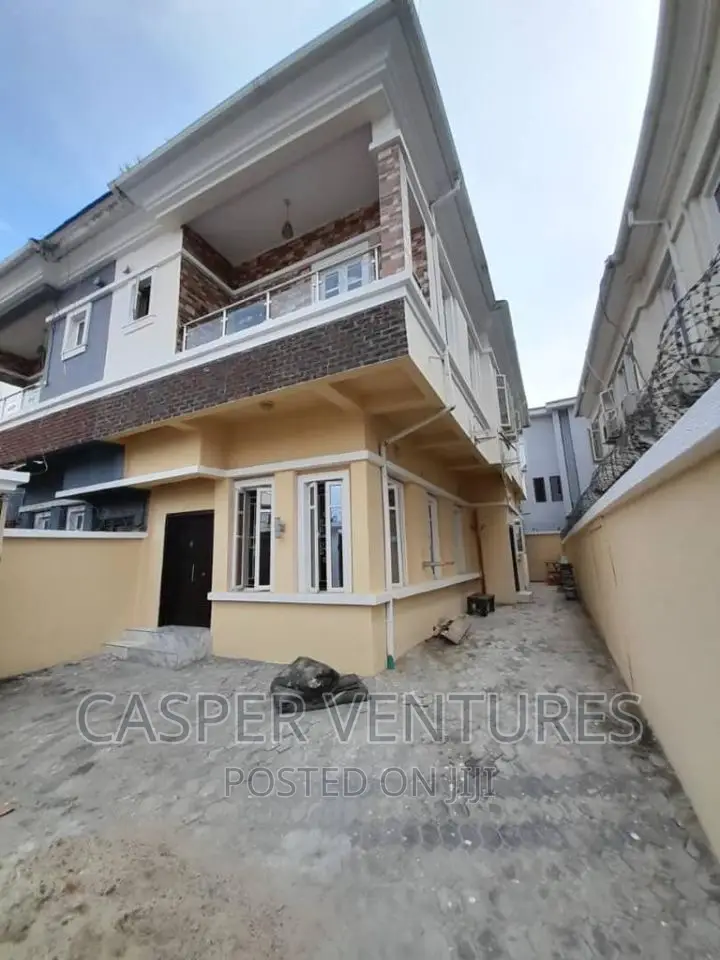 1bdrm Shared Apartment in Spg, Igbo-efon for rent in Igbo-efon