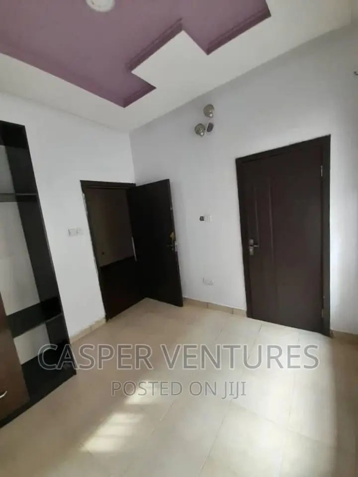1bdrm Shared Apartment in Spg, Igbo-efon for rent in Igbo-efon