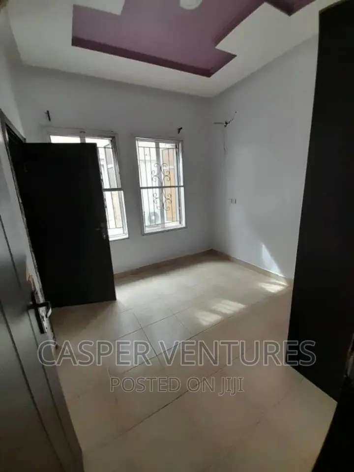 1bdrm Shared Apartment in Spg, Igbo-efon for rent in Igbo-efon
