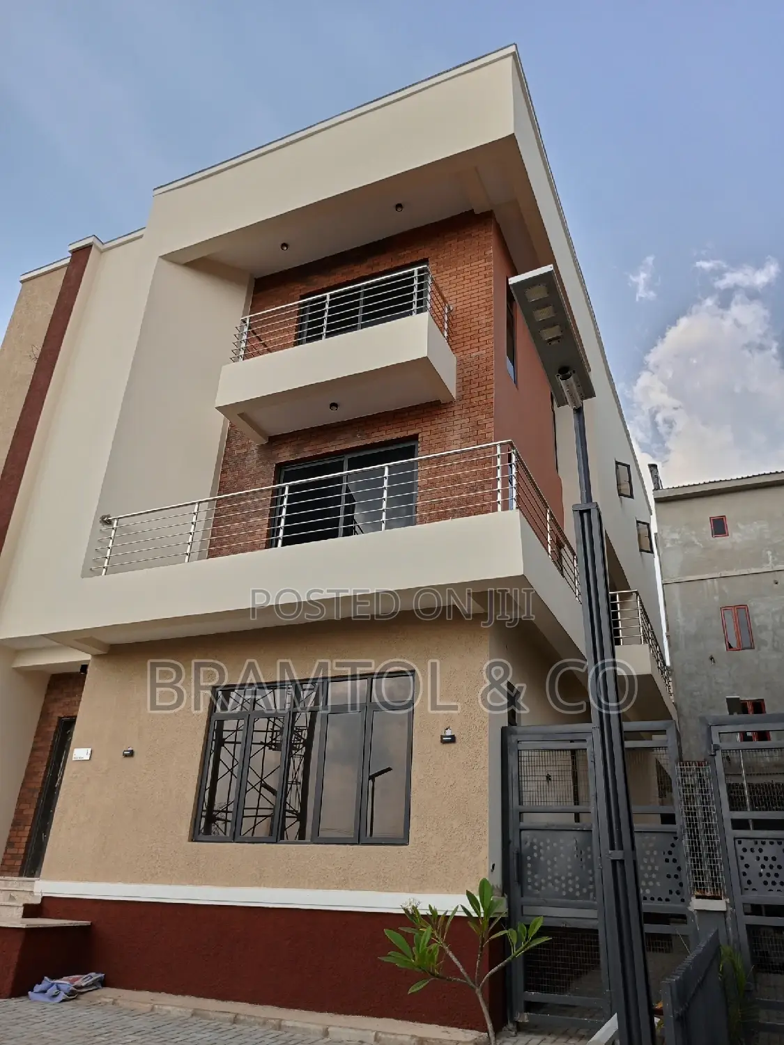 5bdrm Duplex in Katampe Extension for rent in Katampe Extension