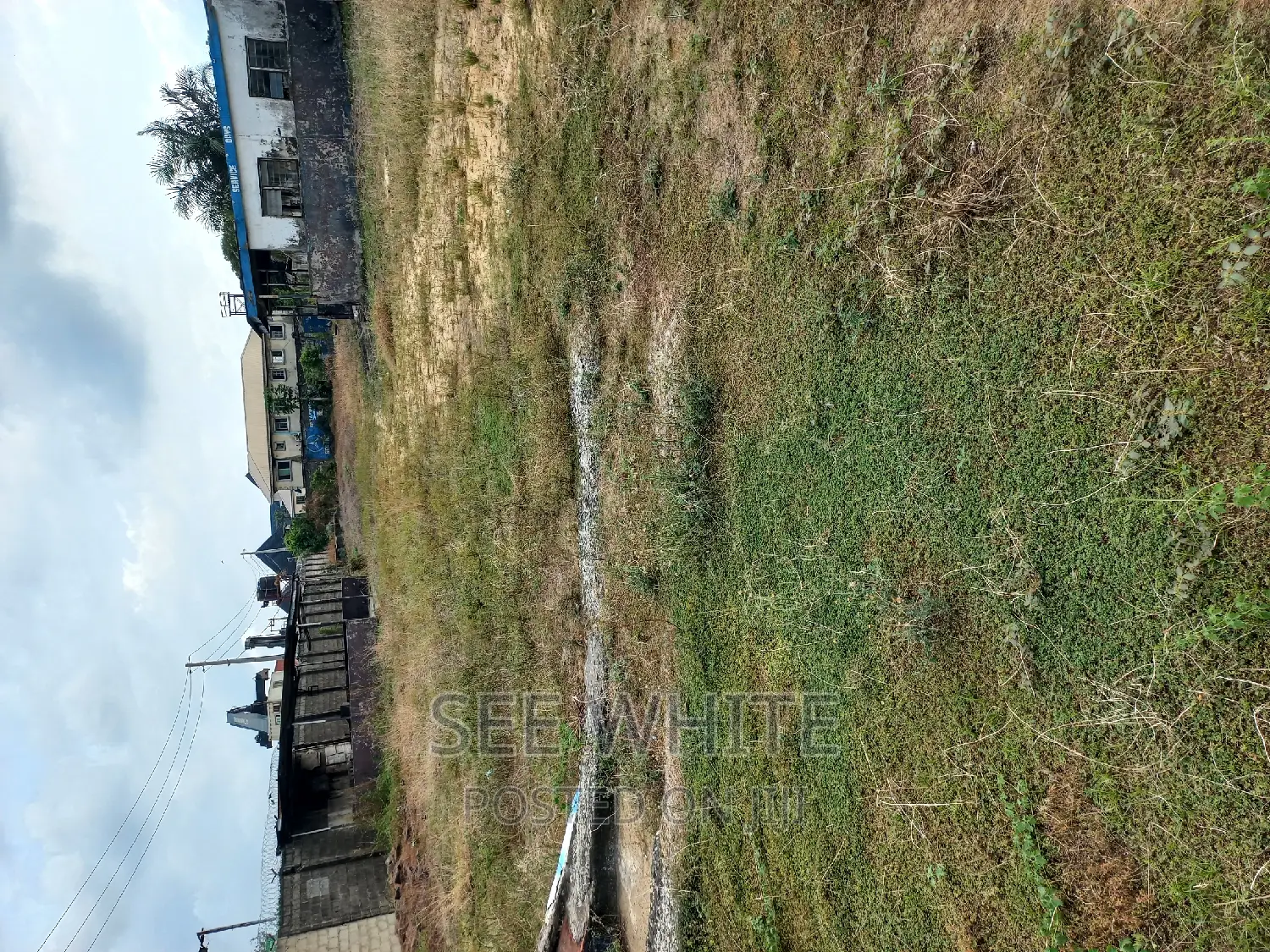 5 Plots of Land for Commercial Purposes for Sale in Satellite Town