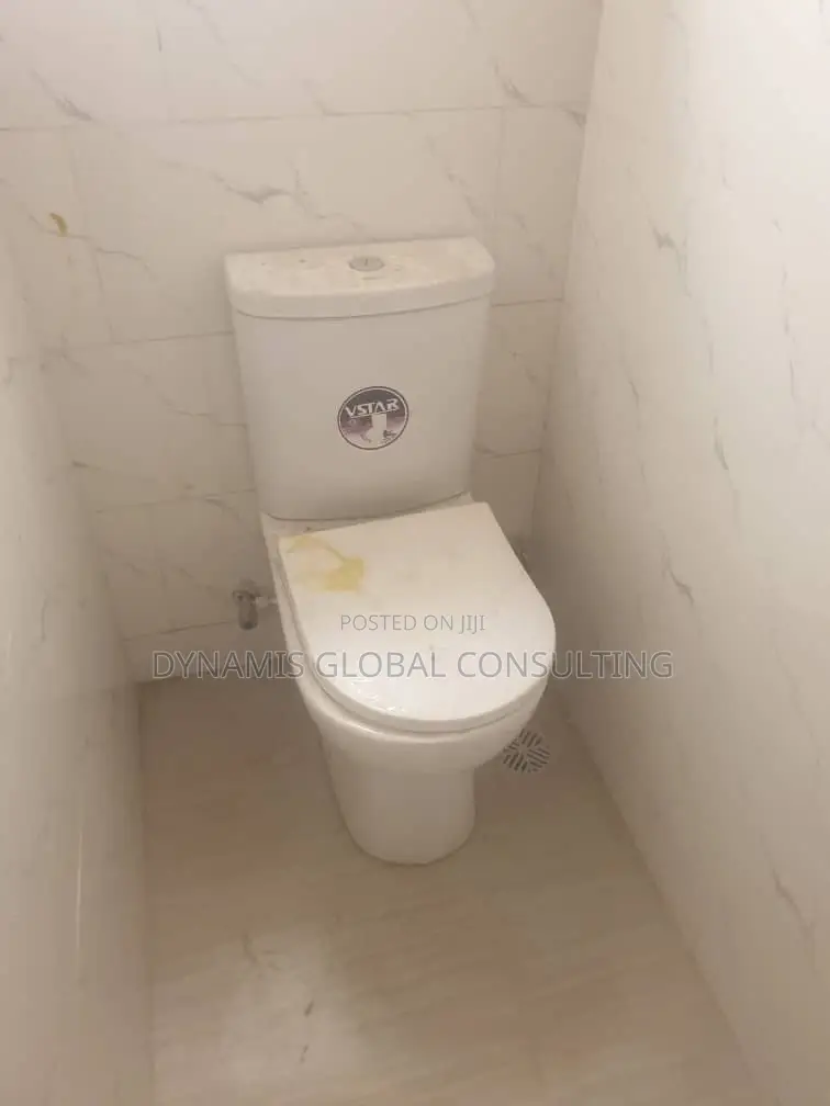 Furnished 3bdrm Block of Flats in Magodo Phase 2 for rent in GRA Phase 2 Shangisha