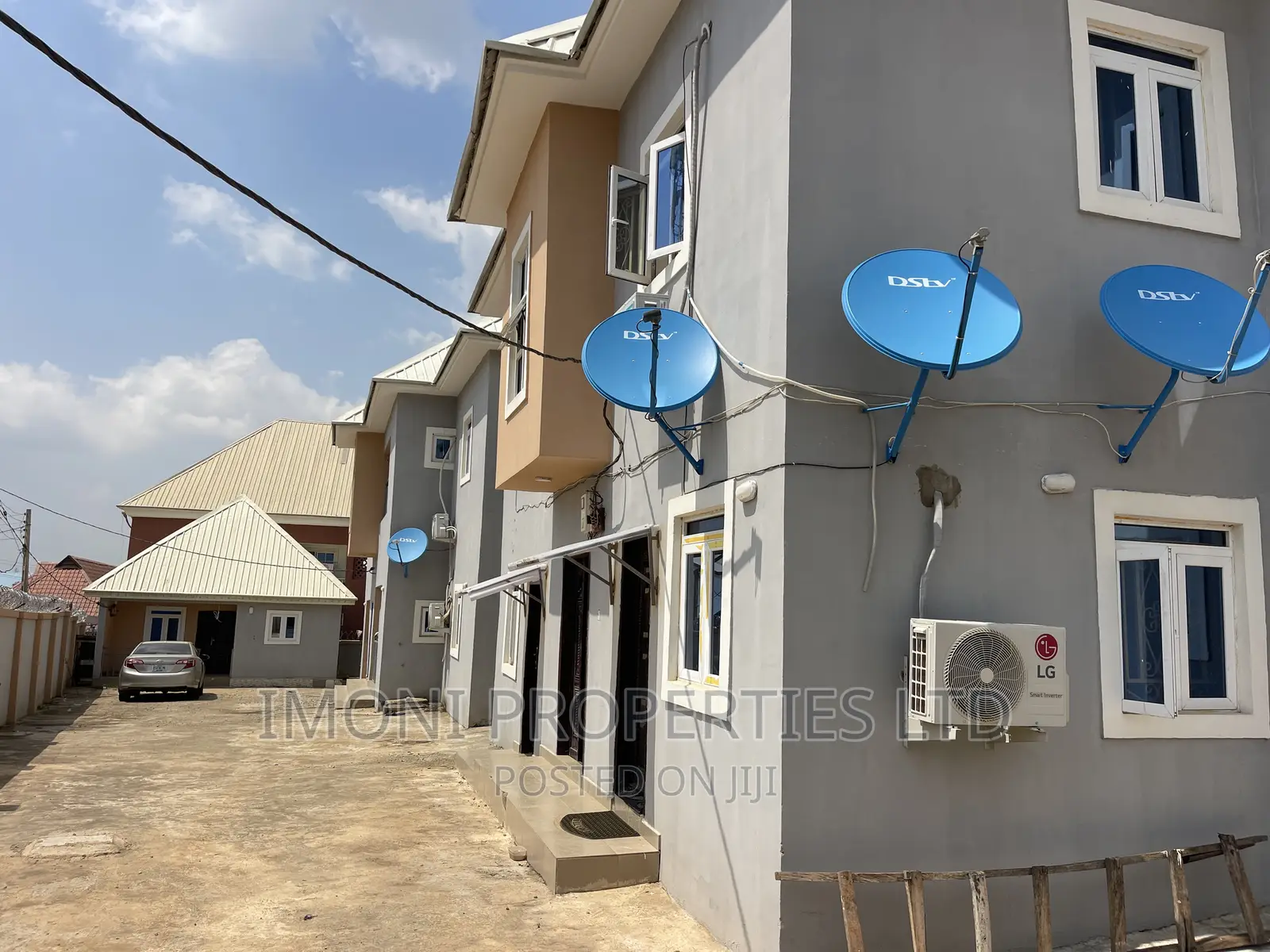 2bdrm Block of Flats in Sagwari, Dutse-Alhaji for rent in Dutse-Alhaji