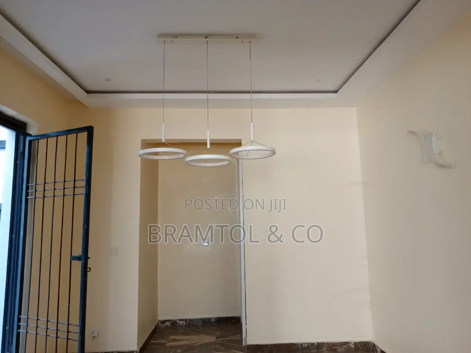 5bdrm Townhouse / Terrace in Guzape District for rent in Guzape District