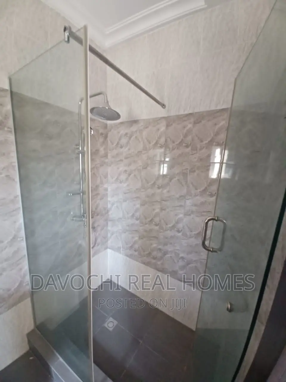 4bdrm Duplex in Osapa London, Lekki for rent in Lekki
