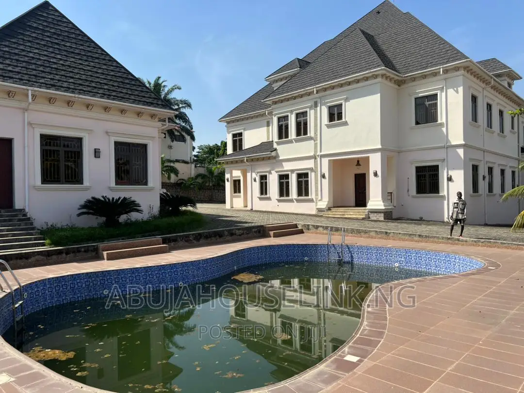 7bdrm Mansion in Asokoro Main By for sale in Asokoro
