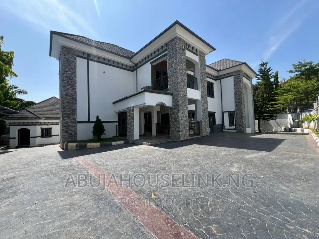 6bdrm Mansion in Maitama Main By for sale in Maitama