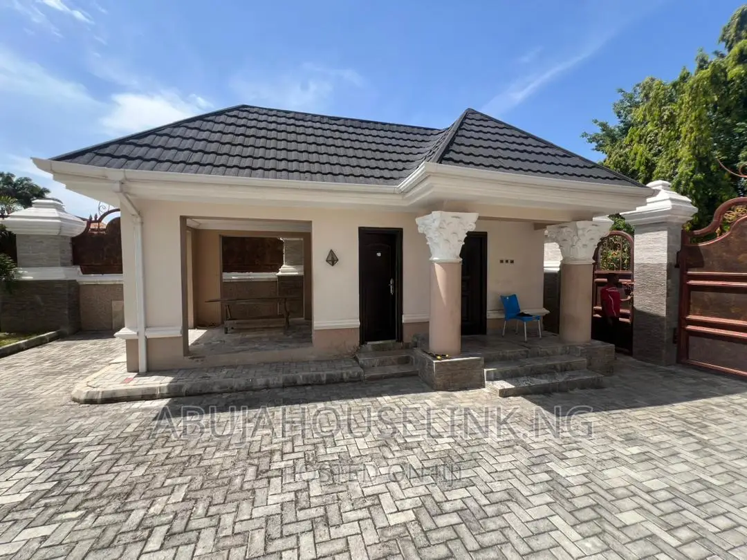 9bdrm Mansion in Maitama Main By for sale in Maitama