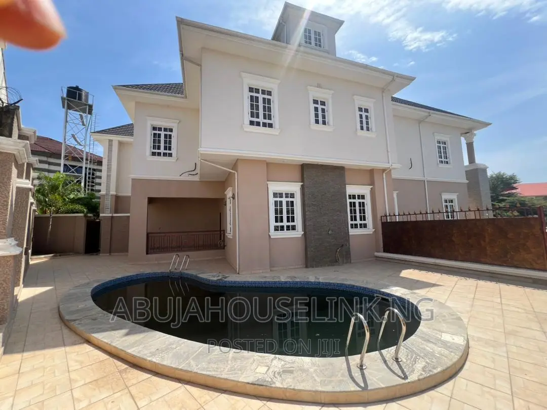 9bdrm Mansion in Maitama Main By for sale in Maitama