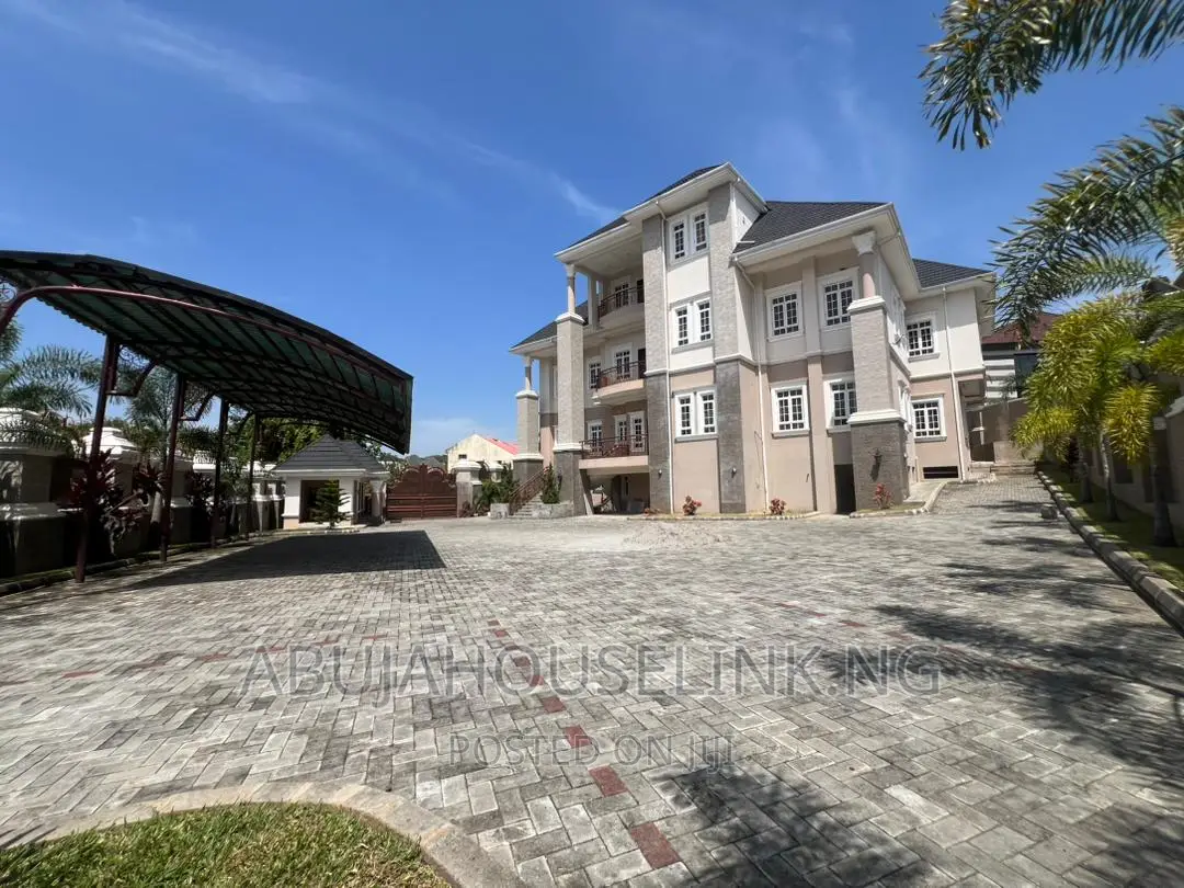 9bdrm Mansion in Maitama Main By for sale in Maitama