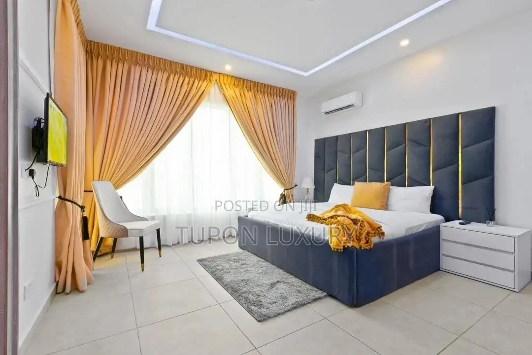 Luxury 3 Bedrooms Apartment, With Pool,Gym Snooker in Victoria Island
