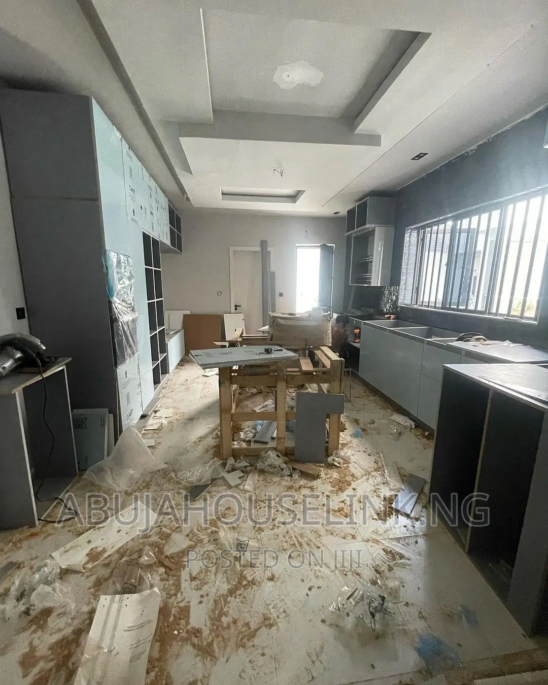 5bdrm Duplex in Asokoro Main By for sale in Asokoro